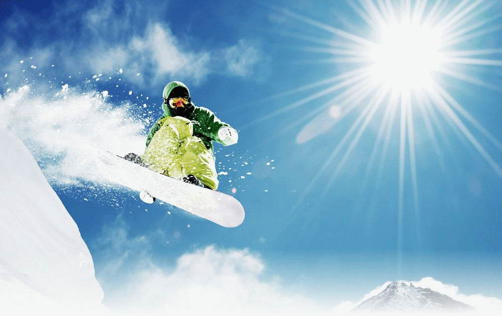 2022 年評分最高的自由式滑雪板 - 男款和女款