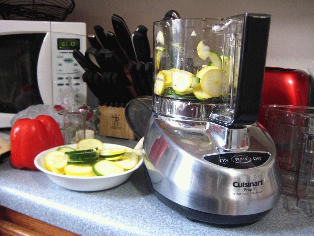 Rating of the best food processors for the home in 2019