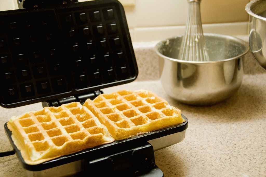 The best waffle irons for home in 2022