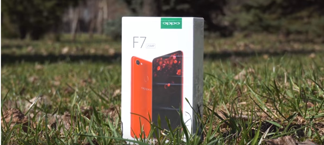 Smartphone OPPO F7 64GB - fordele og ulemper