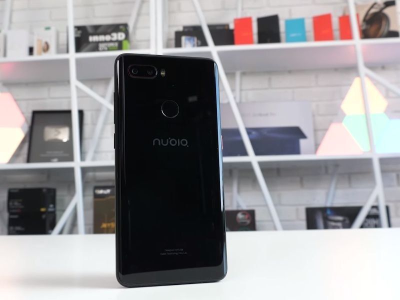 Authentic and aesthetic: ZTE Nubia Z18 mini smartphone – advantages and disadvantages
