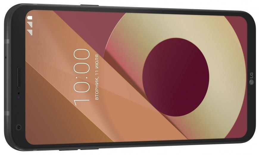 Smartphones LG Q6 M700AN ​​og Q6 alpha M700 - fordele og ulemper