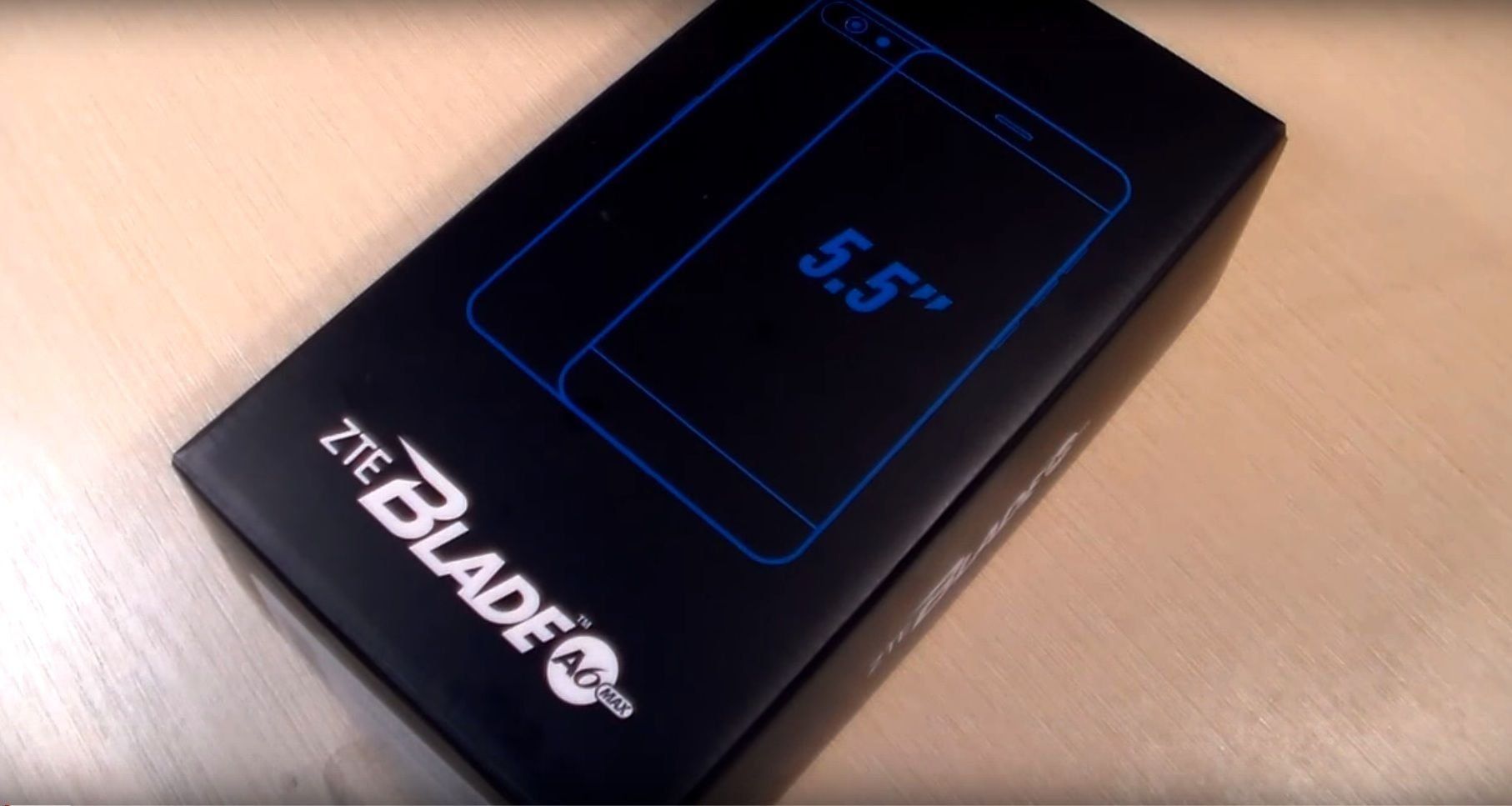 Klinge, klinge, fjer - smartphone ZTE Blade-A6 Max