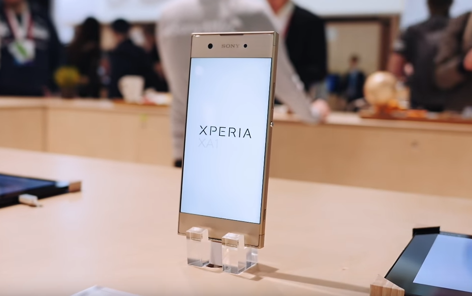 智能手機概述索尼 Xperia XA1 Ultra Dual 32 和 64 Gb - 優點和缺點