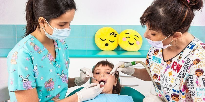 Les cliniques dentaires pour enfants les mieux payées à Iekaterinbourg en 2022