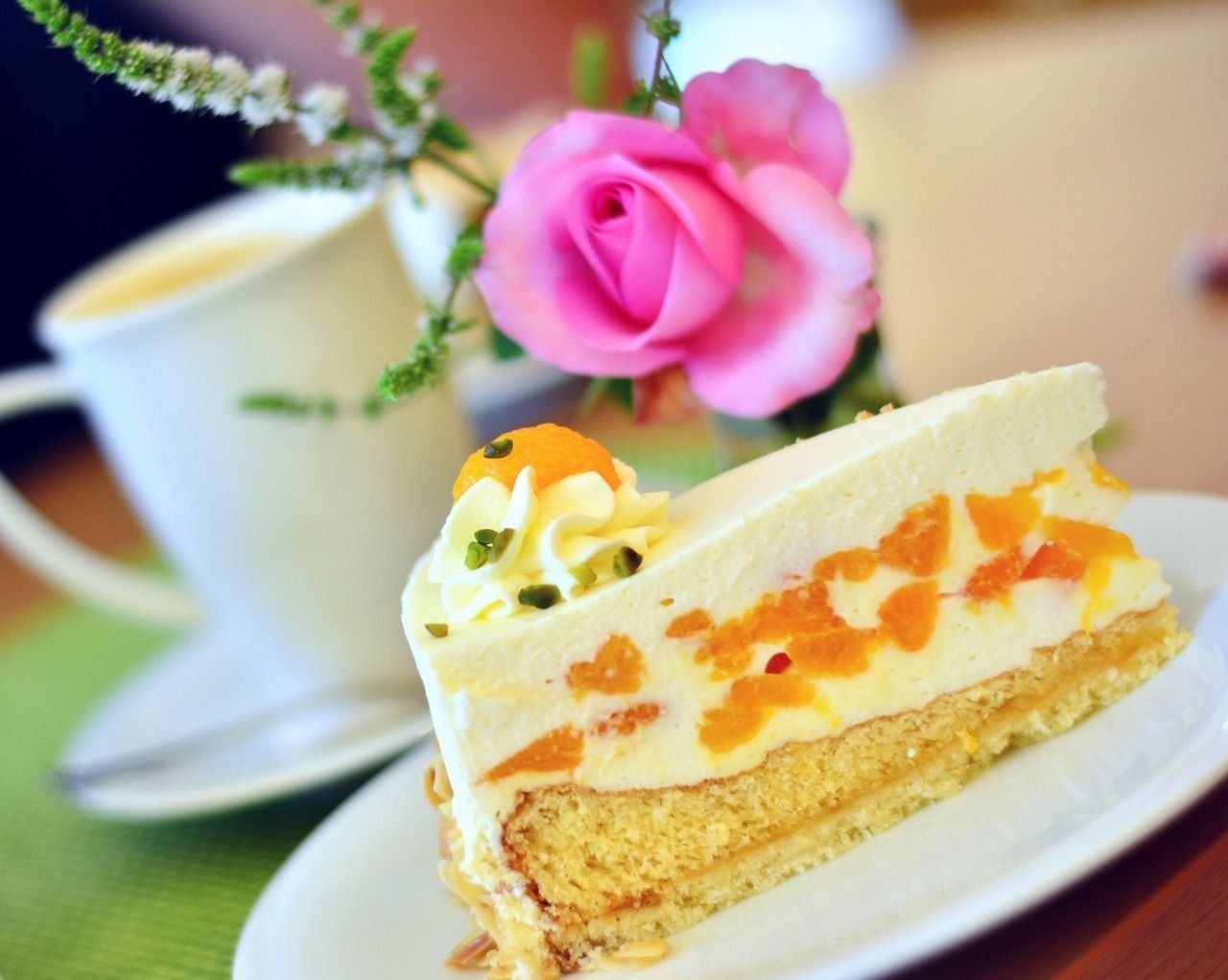 Where are the best cakes to order in Omsk in 2022