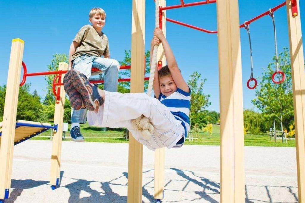 The best playgrounds in Omsk in 2022 (open and closed)