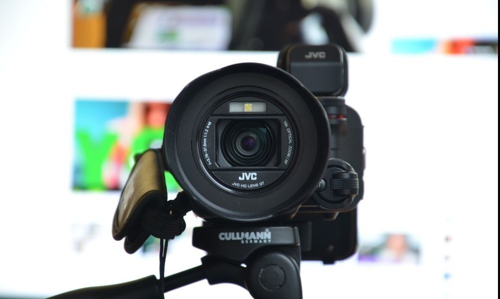 JVC videokameraer: En anmeldelse af de bedste modeller i 2022