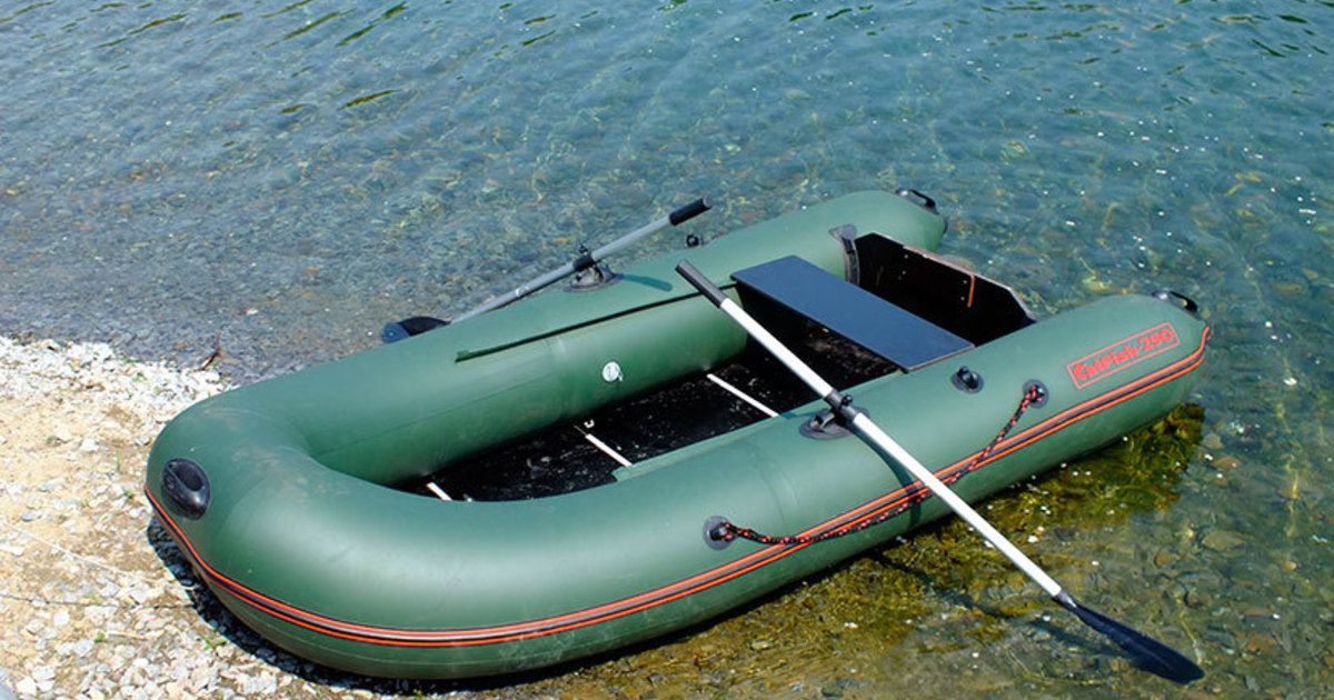 Which PVC boat is better - with an inflatable bottom or with payolas