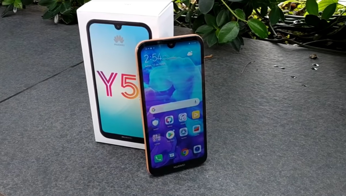 Smartphone Huawei Y5 (2019) - fordele og ulemper