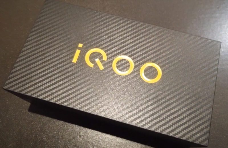 Smartphone Vivo iQOO Pro (Vivo iQOO Pro 5G) - advantages and disadvantages