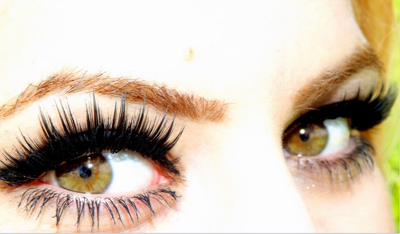 Ranking of the best adhesives for eyelash extensions in 2022