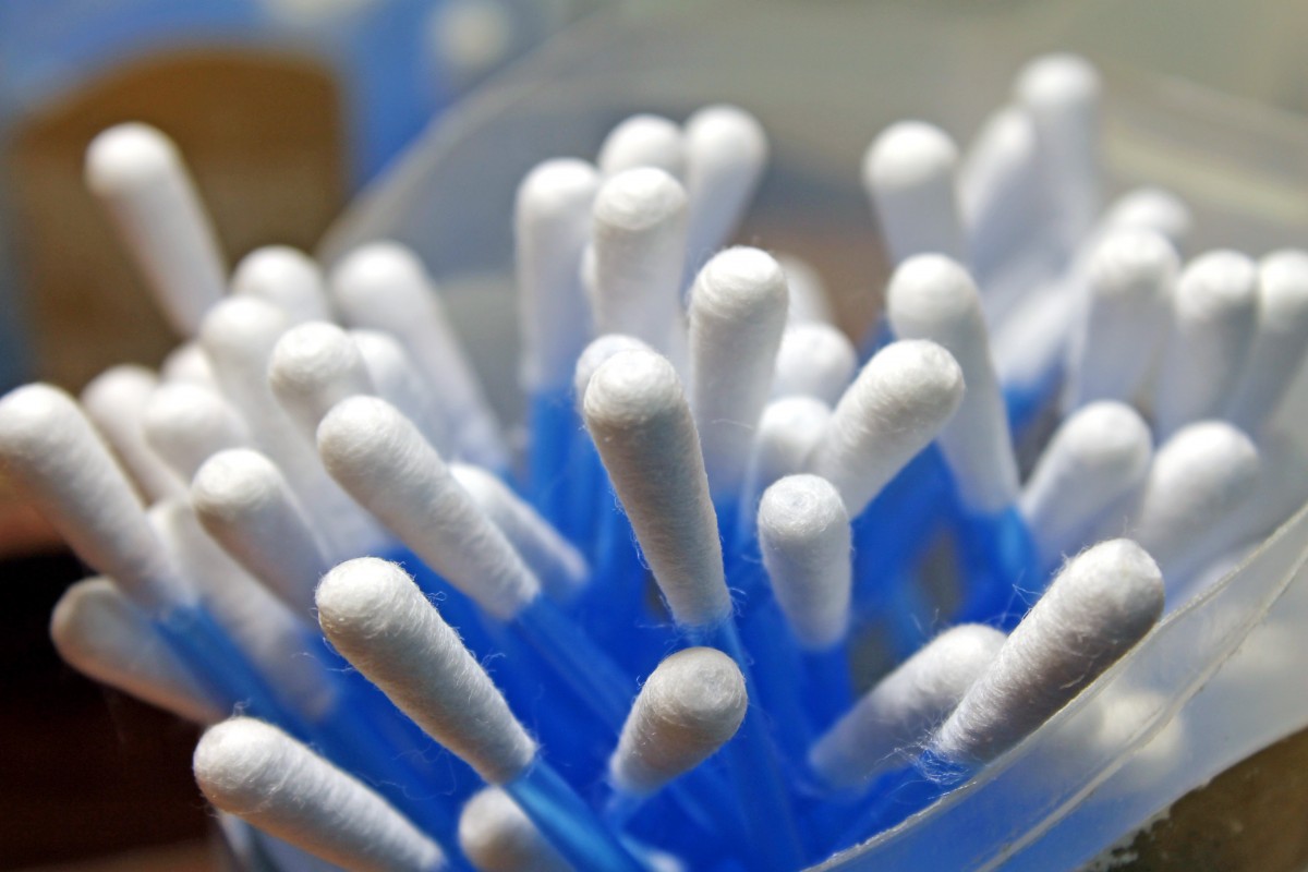 Rating of the best cotton buds and discs for 2022