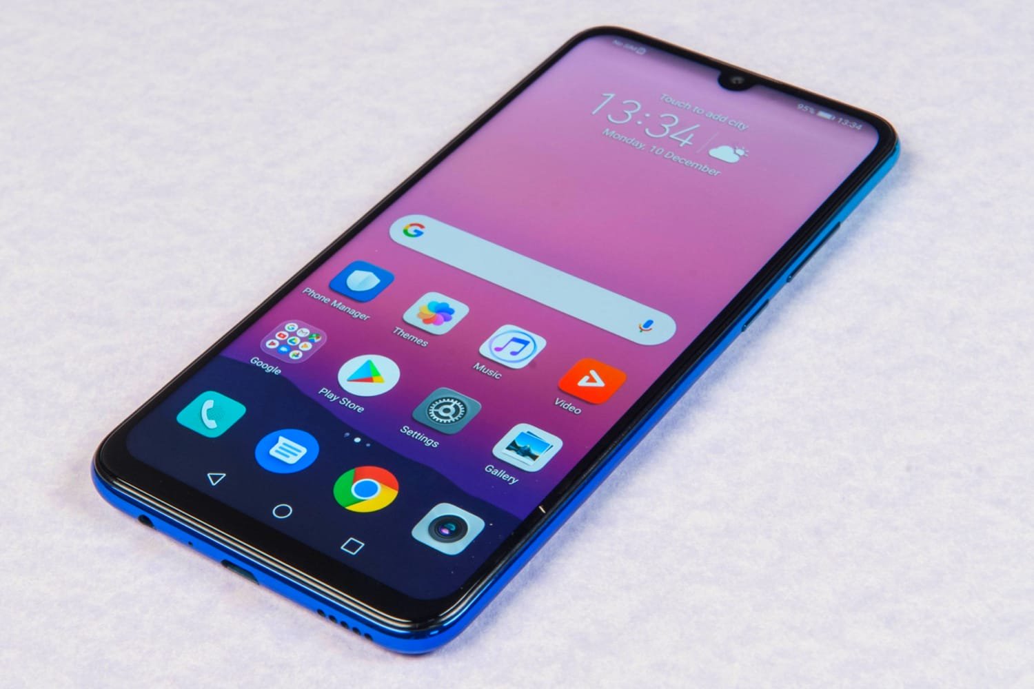 Overview of the main characteristics of the smartphone Huawei P smart 2020
