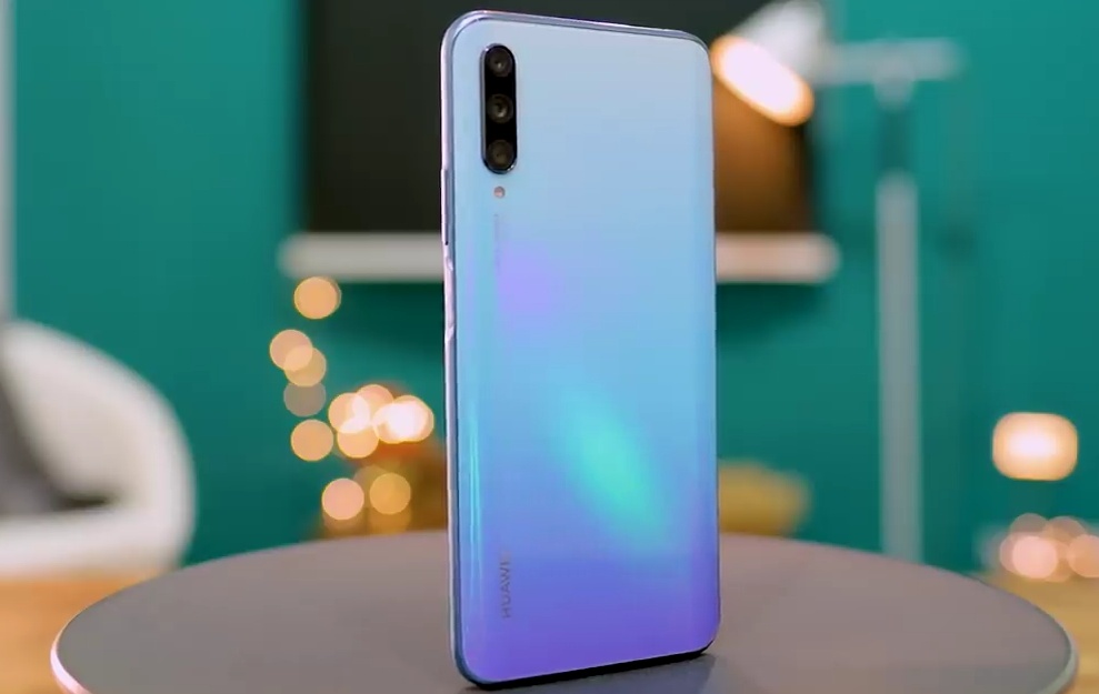 Overview of the smartphone Huawei Y9s with the main characteristics