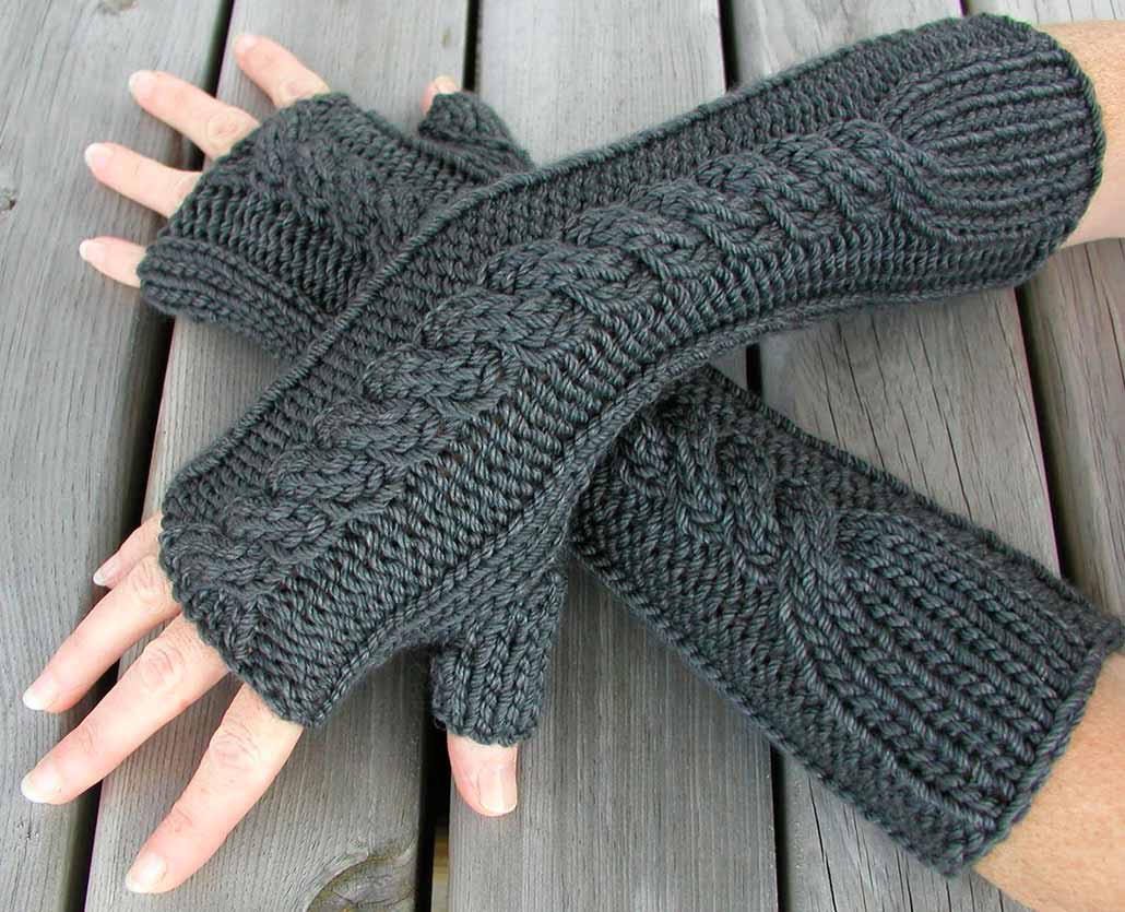 Rating of the best winter women's gloves and mittens for 2022