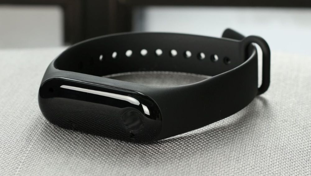 Xiaomi Mi Band 3 fitness bracelet review