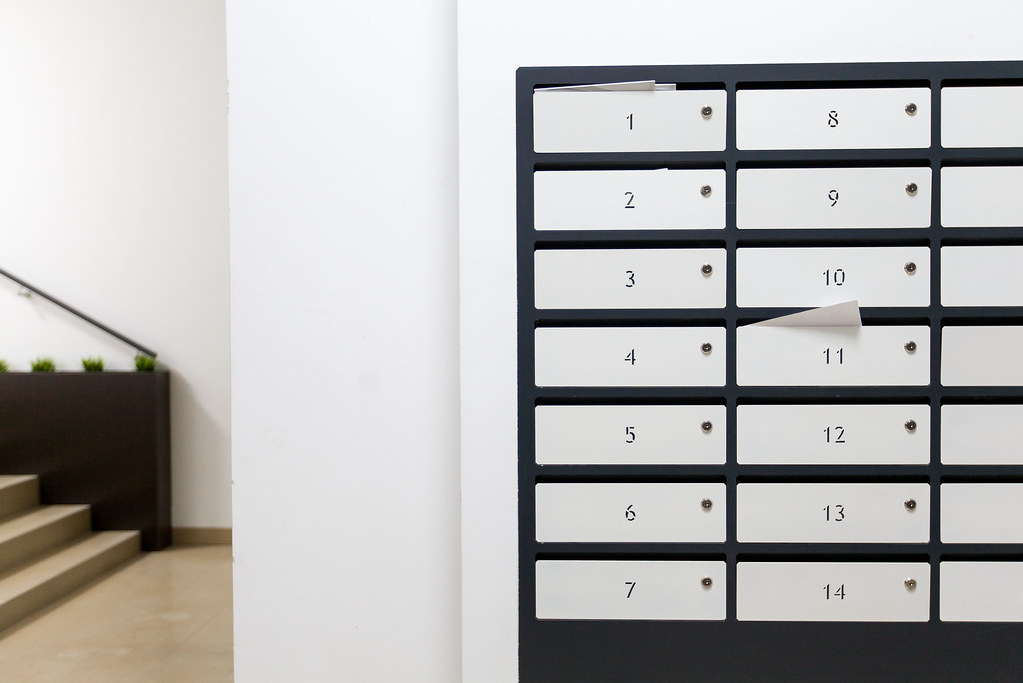 Rating of the best mailboxes for installation in the entrance for 2022