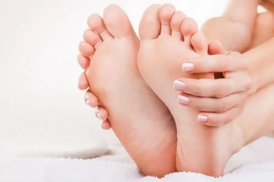 Best remedies for cracked heels for 2022
