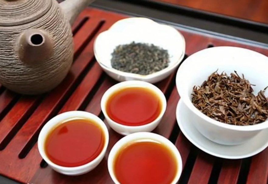 Bedømmelse af de bedste sorter af rød te for 2022