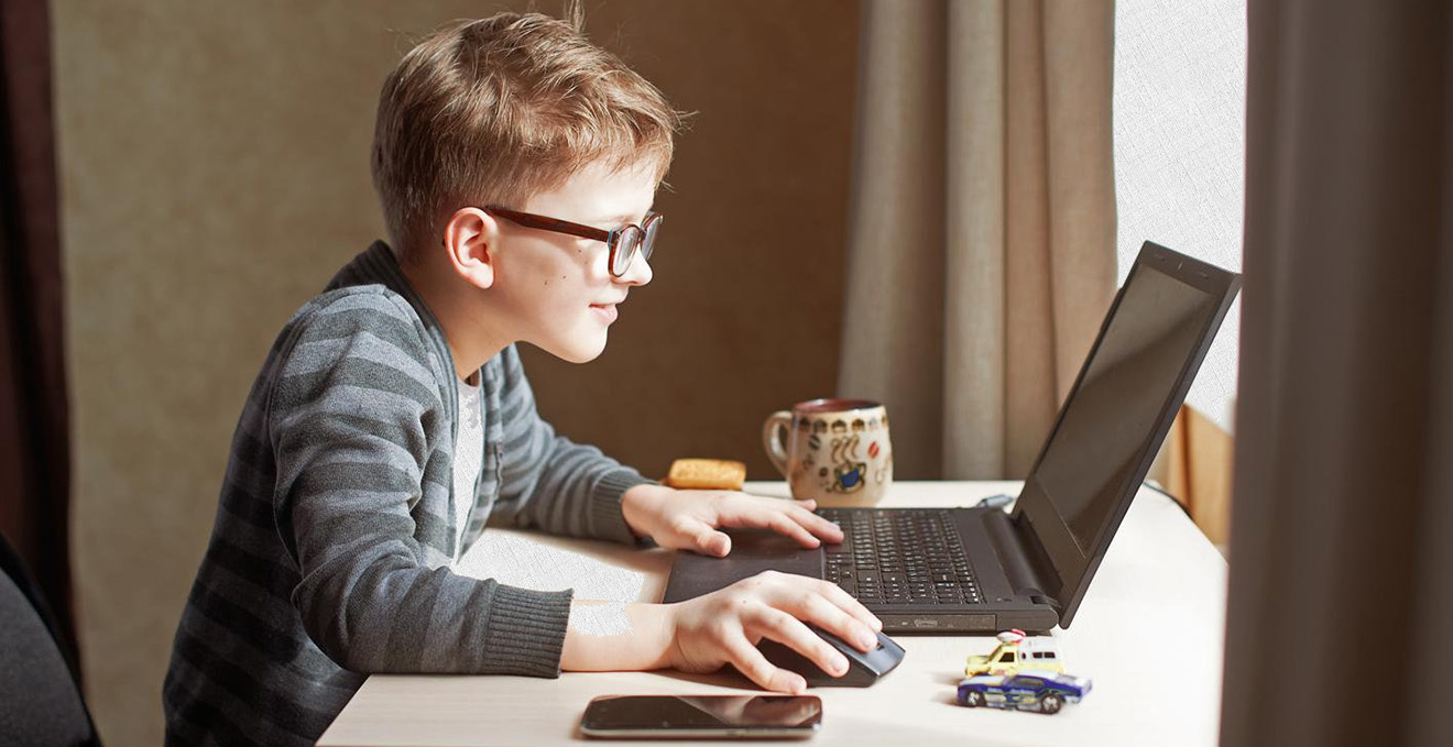 Rating of the best online courses for children for 2022