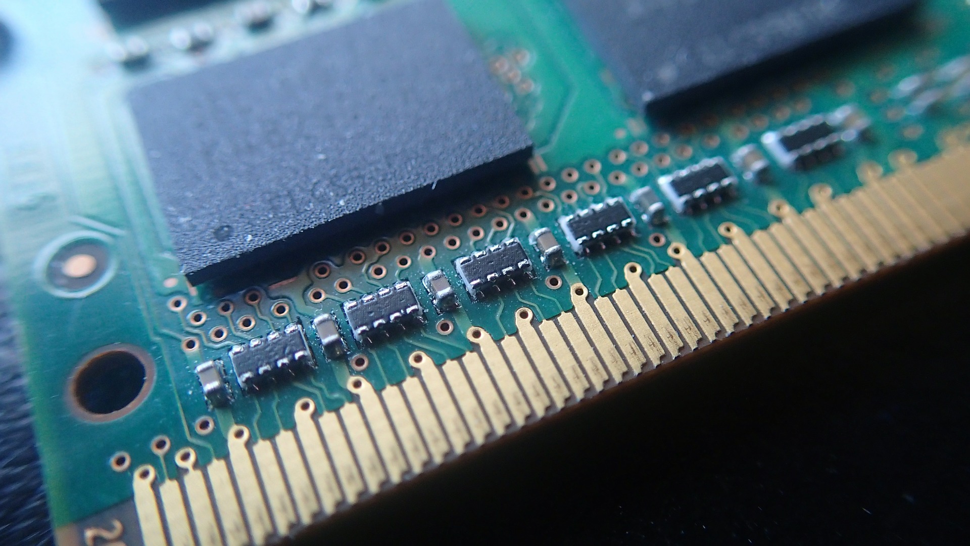 Bedømmelse af de bedste RAM-moduler til en gaming-computer for 2022