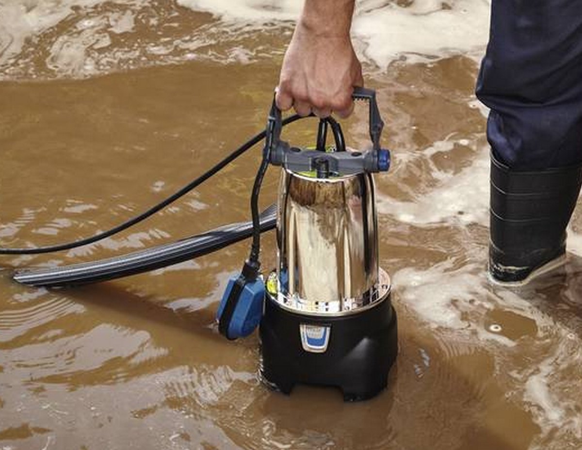 Rating of the best drainage pumps for dirty water up to 5000 rubles for 2022