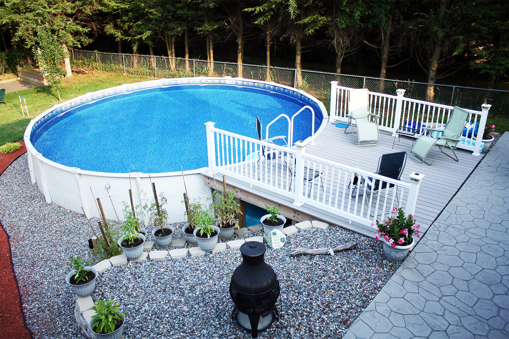 Rating of the best frame pools for summer cottages for 2022