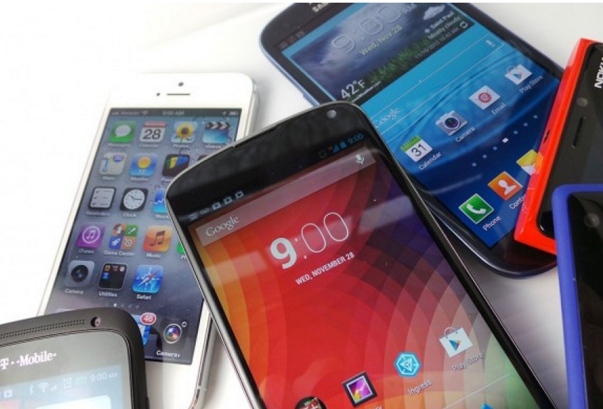 Bedømmelse af de bedste smartphones under 4000 rubler for 2022