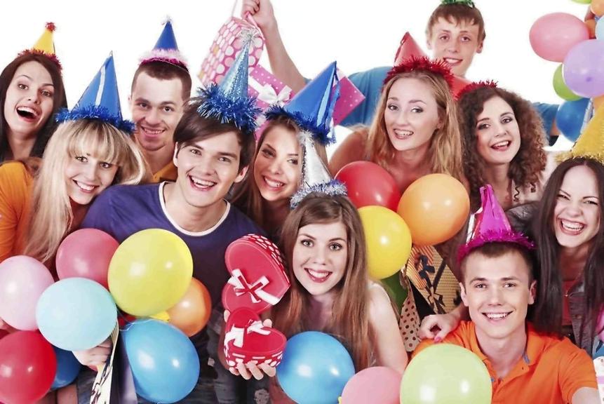 Rangering af de bedste fødselsdagsgaver til teenagere i 2022