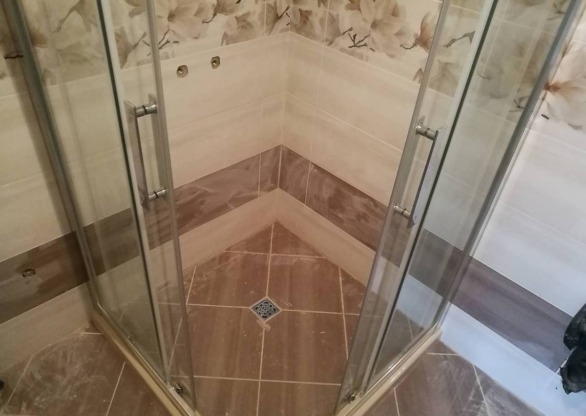 Rating of the best Russian manufacturers of shower cabins for 2022
