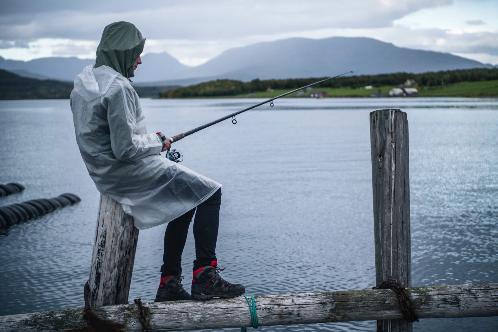 2022年最好的釣魚防水雨衣評級