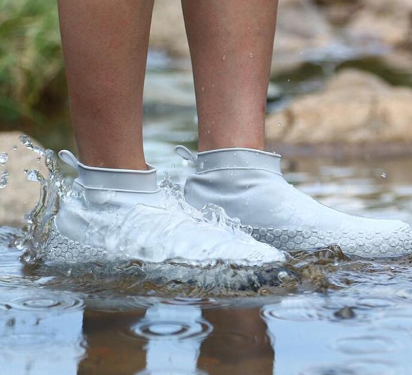 Couvre-chaussures contre les précipitations